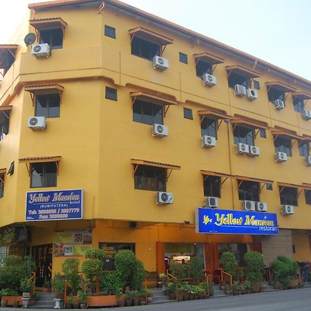 イエロー マンション ホテル Malacca エクステリア 写真